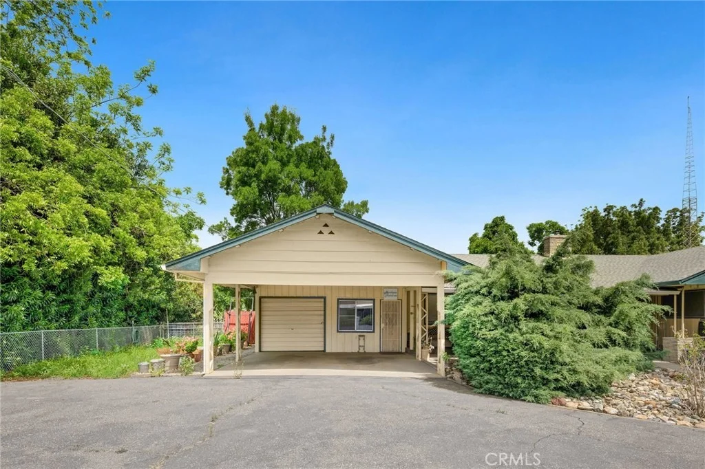 Photo of 7012 State Highway 32
