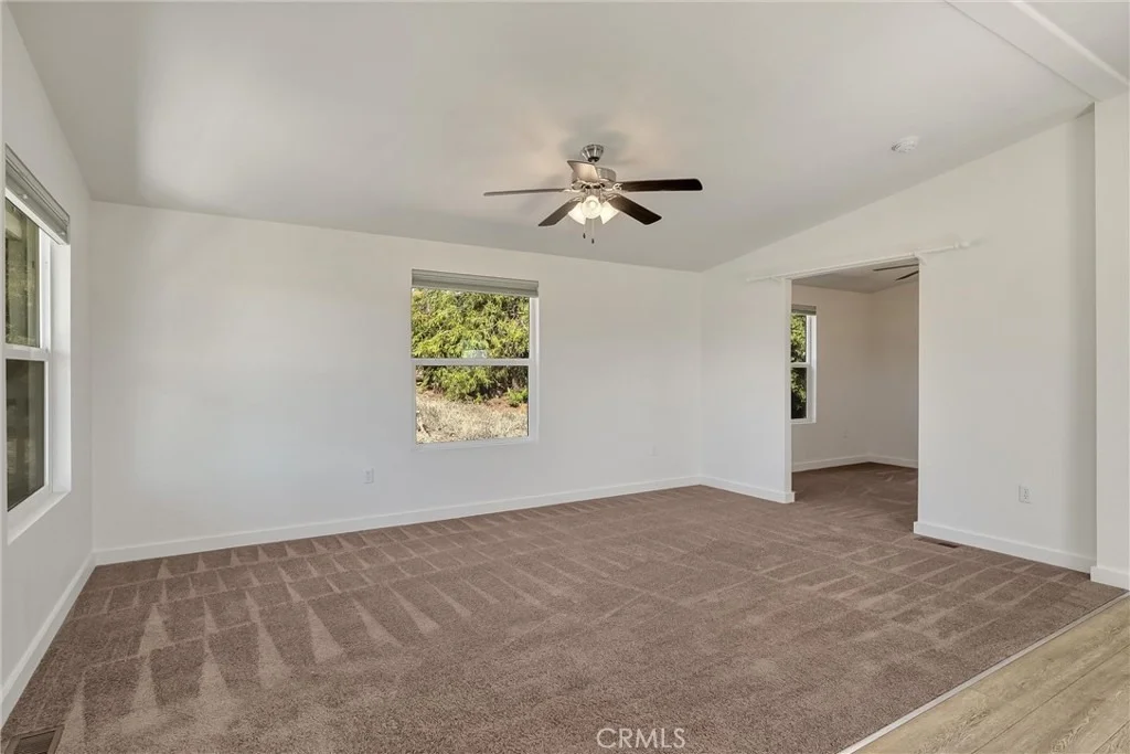Photo of 6530 Daphne