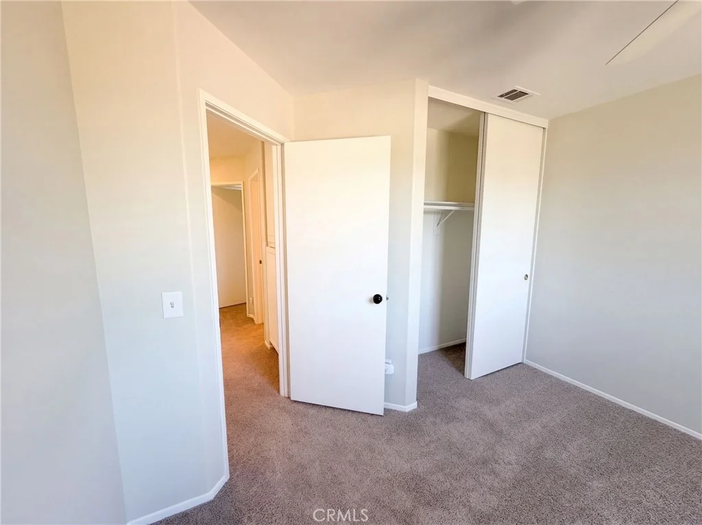 Photo of 33825 Glenoaks