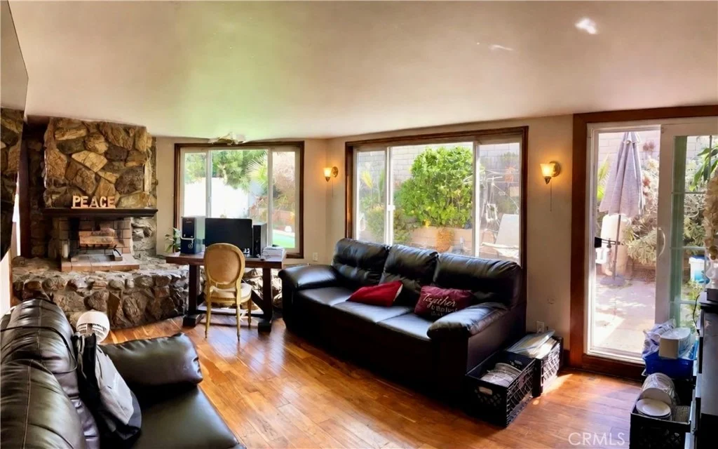 Photo of 446 S Lowell