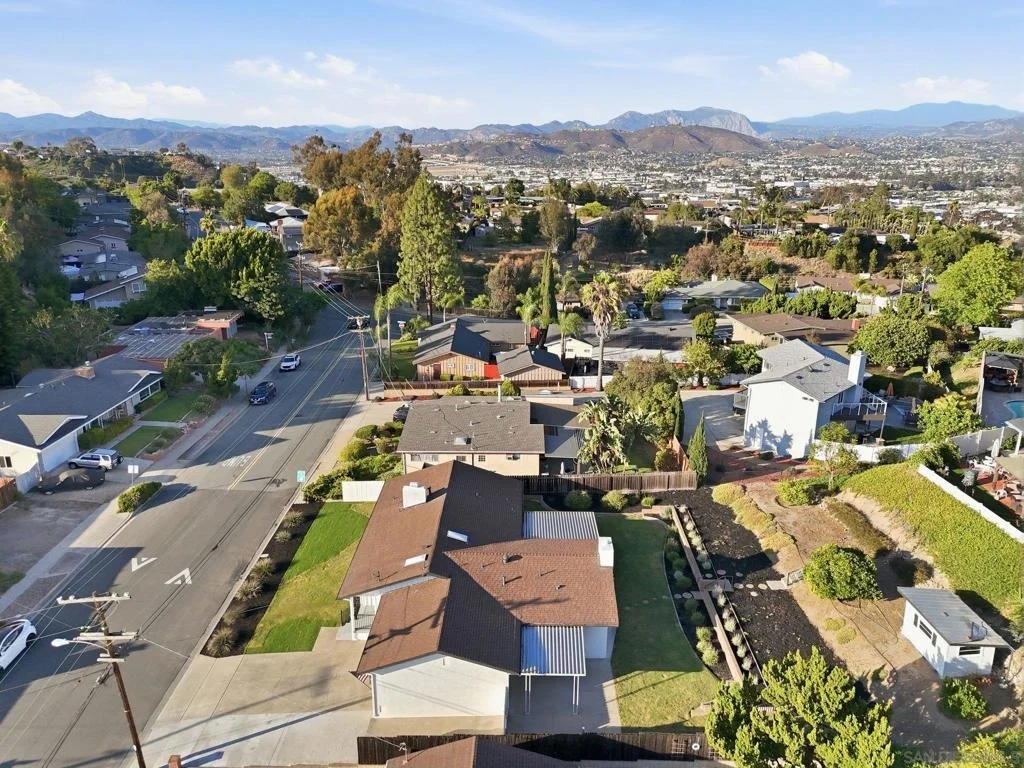 Photo of 6375 Primrose Drive