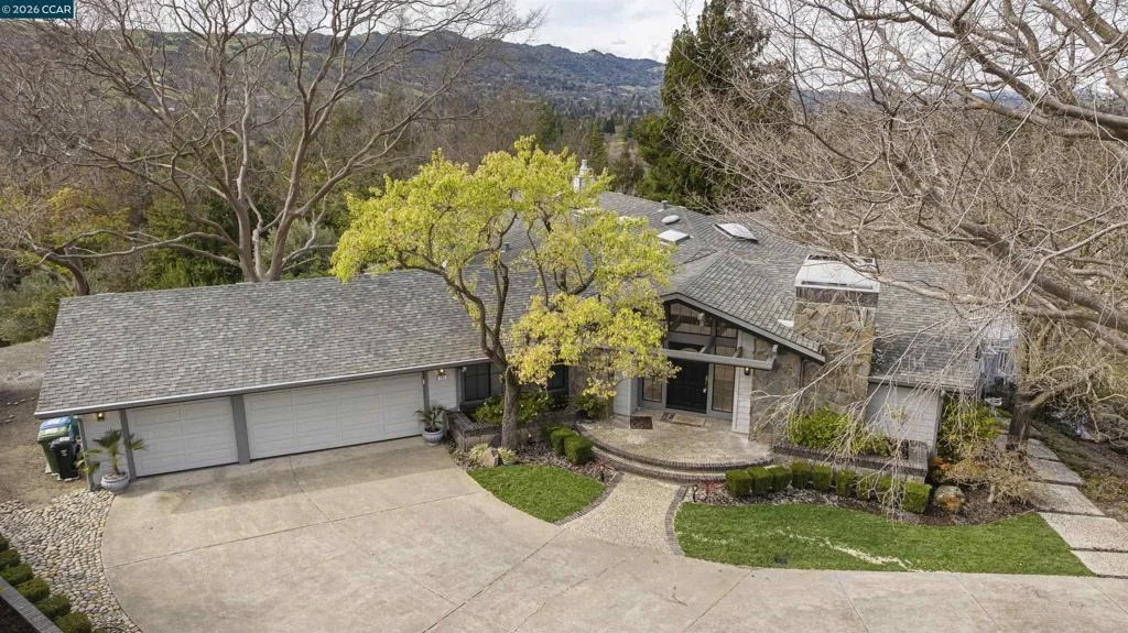 Photo of 333 Merrilee Pl