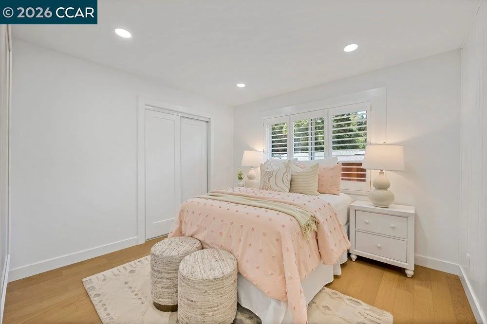 Photo of 8 Ramona Dr