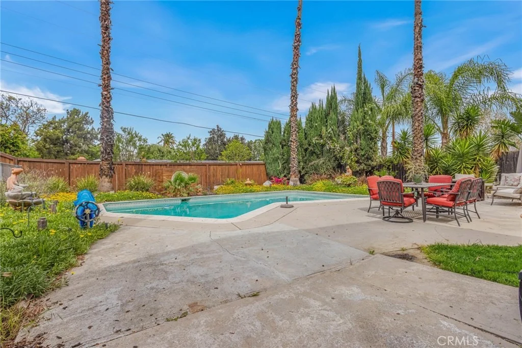 Photo of 2367 Deerhorn Dr