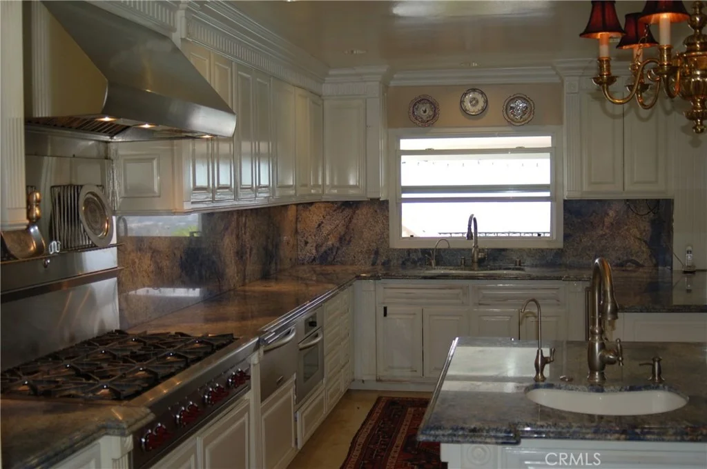 Photo of 13978 Summit Drive