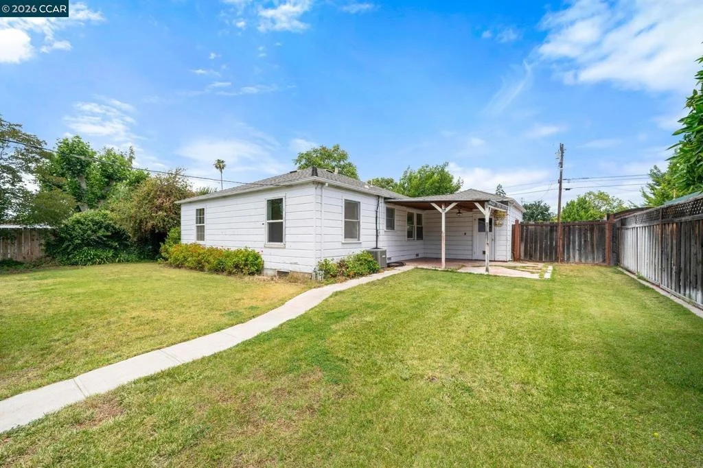 Photo of 1831 Venice Dr