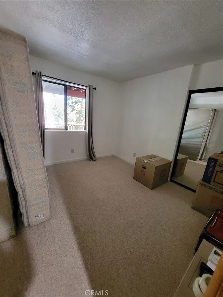 Photo of 24812 Lake Gregory