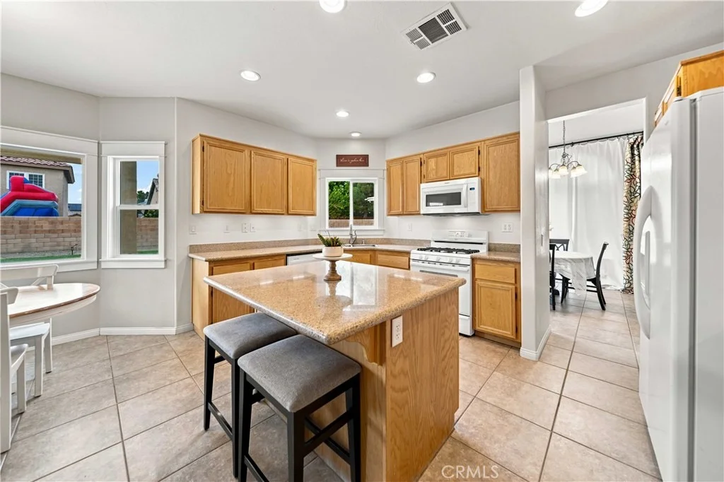 Photo of 4035 W Avenue J5