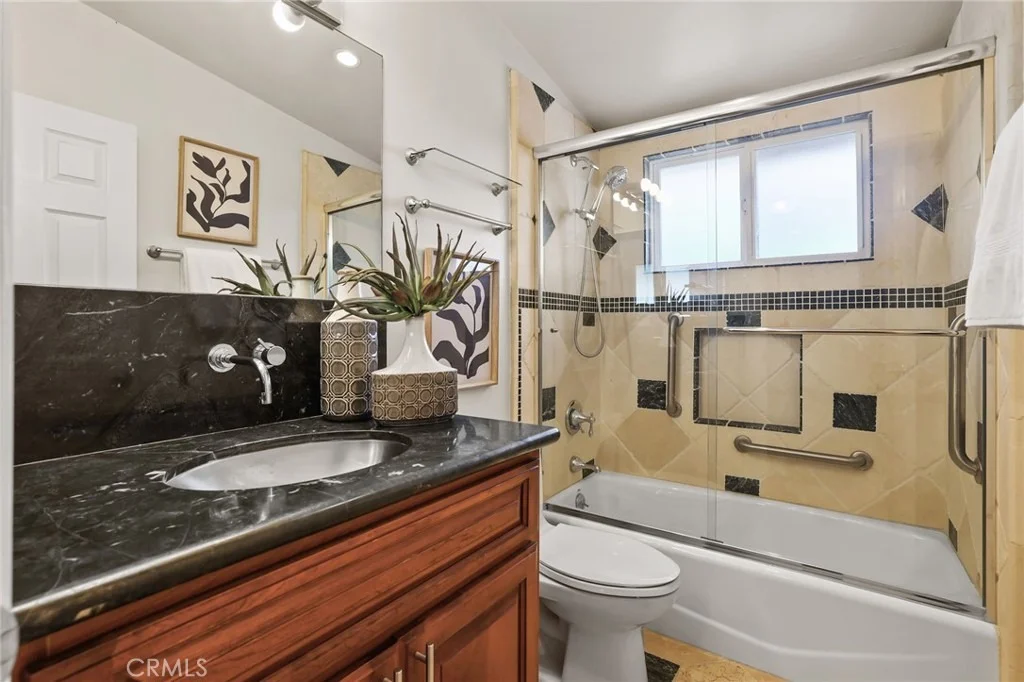 Photo of 3101 Barbados Place