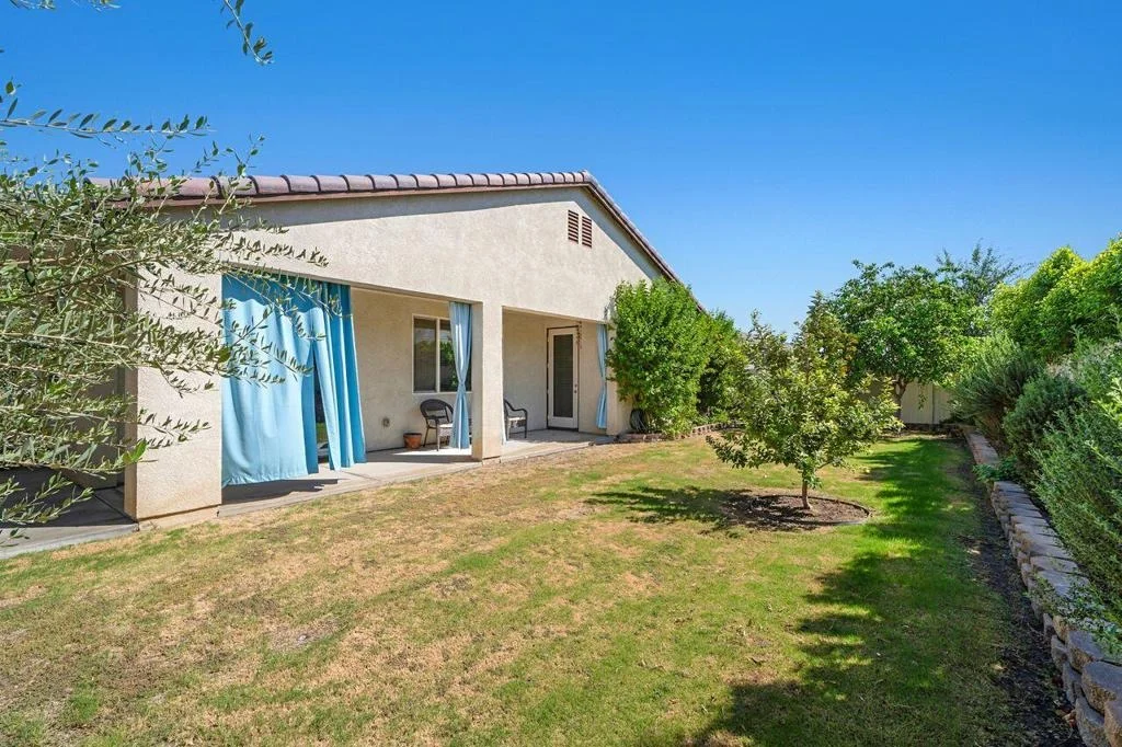 Photo of 82813 Longfellow Court