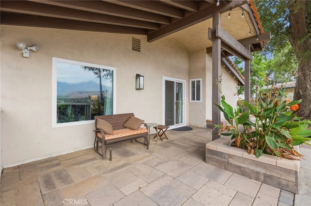 Photo of 31016 E Sunset Drive N