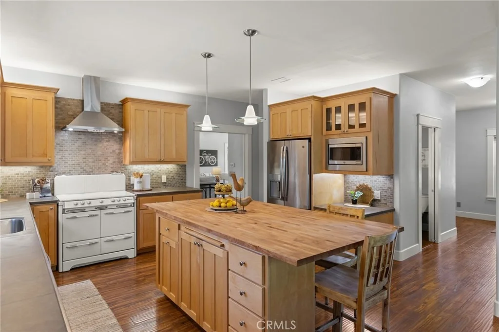 Photo of 10030 Jones