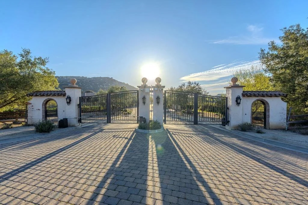Photo of 12872 Vineyard Crest Pl