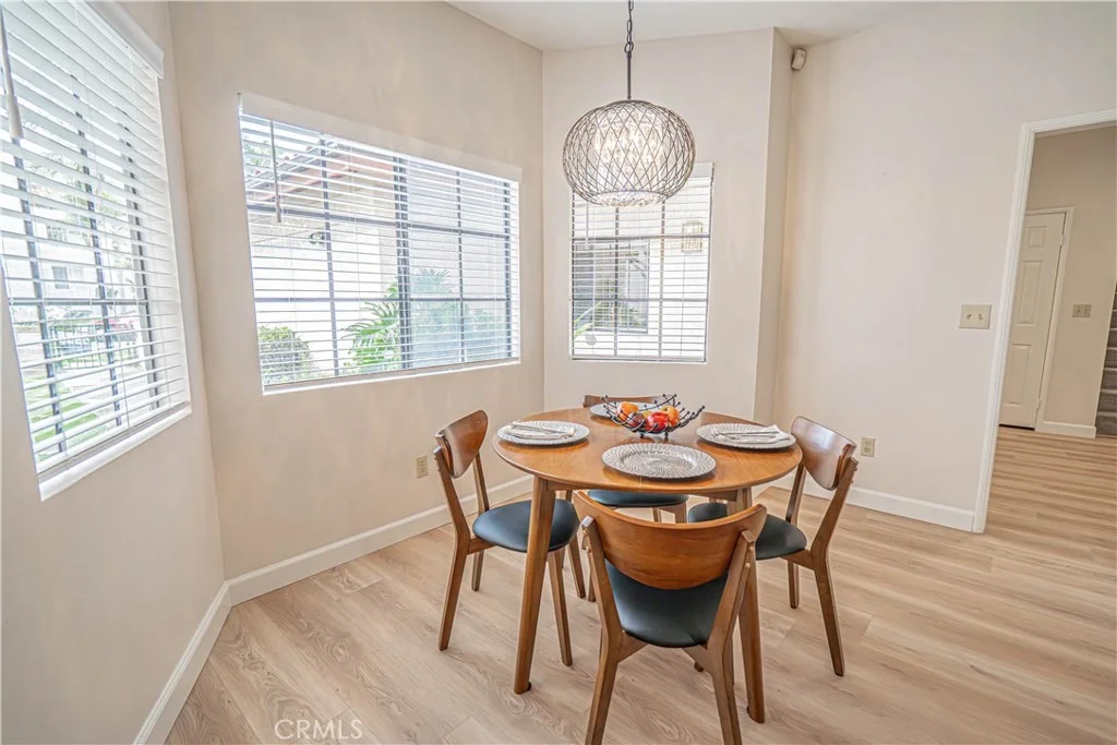 Photo of 6527 Beachview Drive