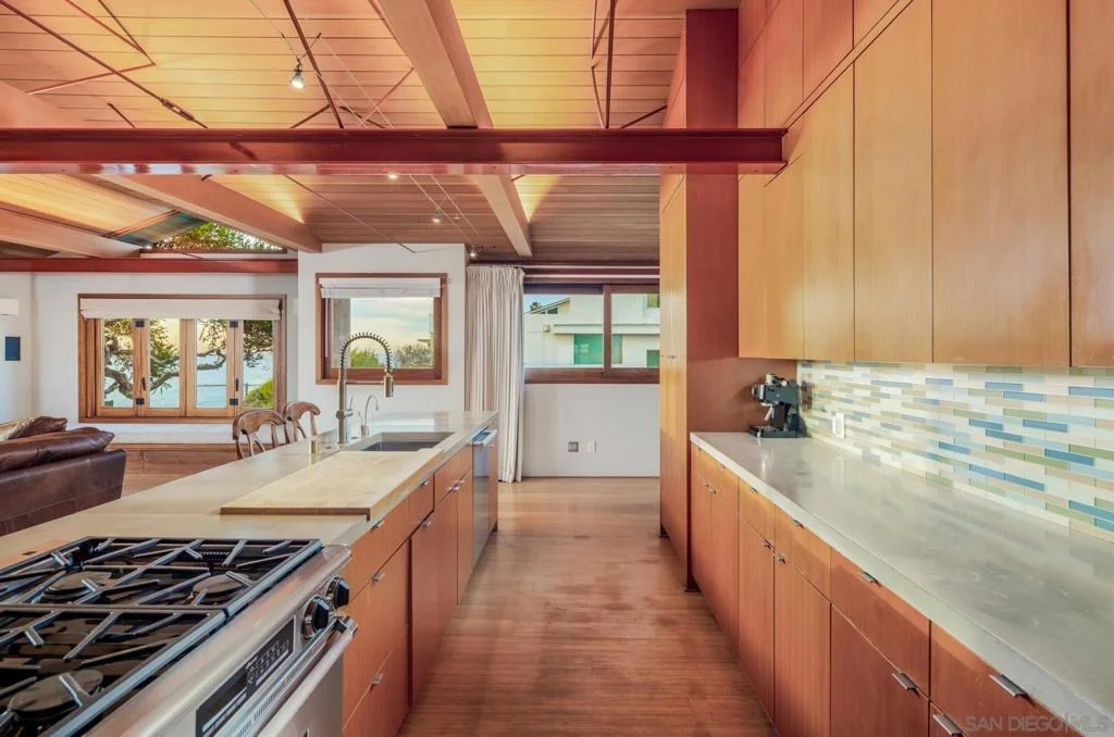 Photo of 330 Neptune Ave