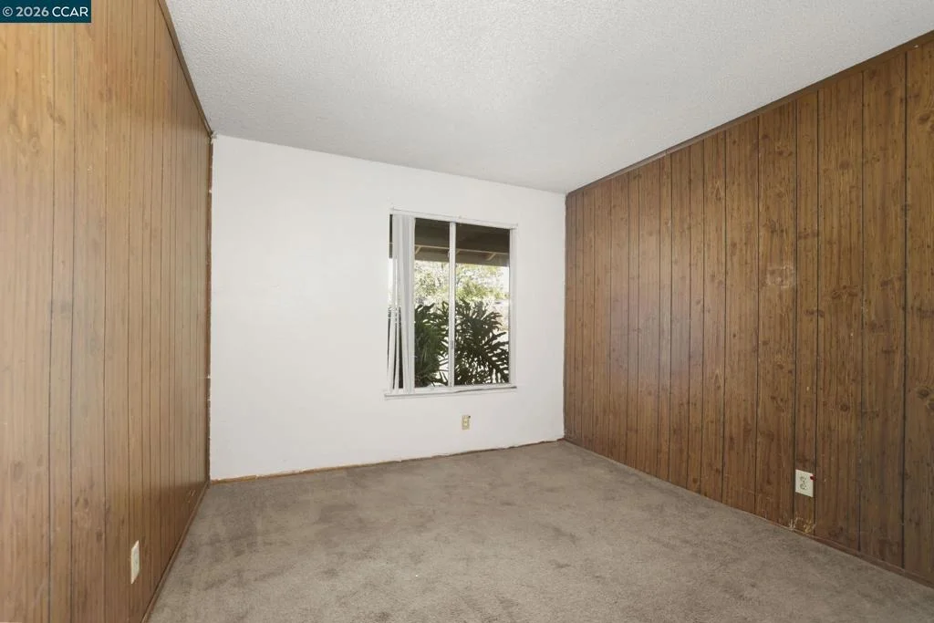 Photo of 101 Flame Dr