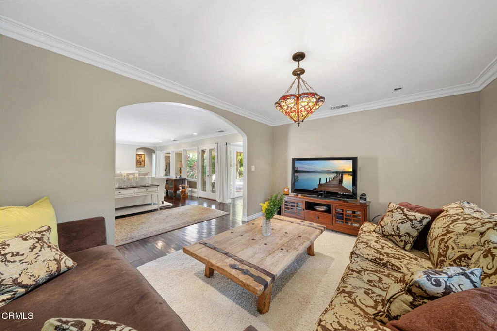 Photo of 2004 Glenview Terrace