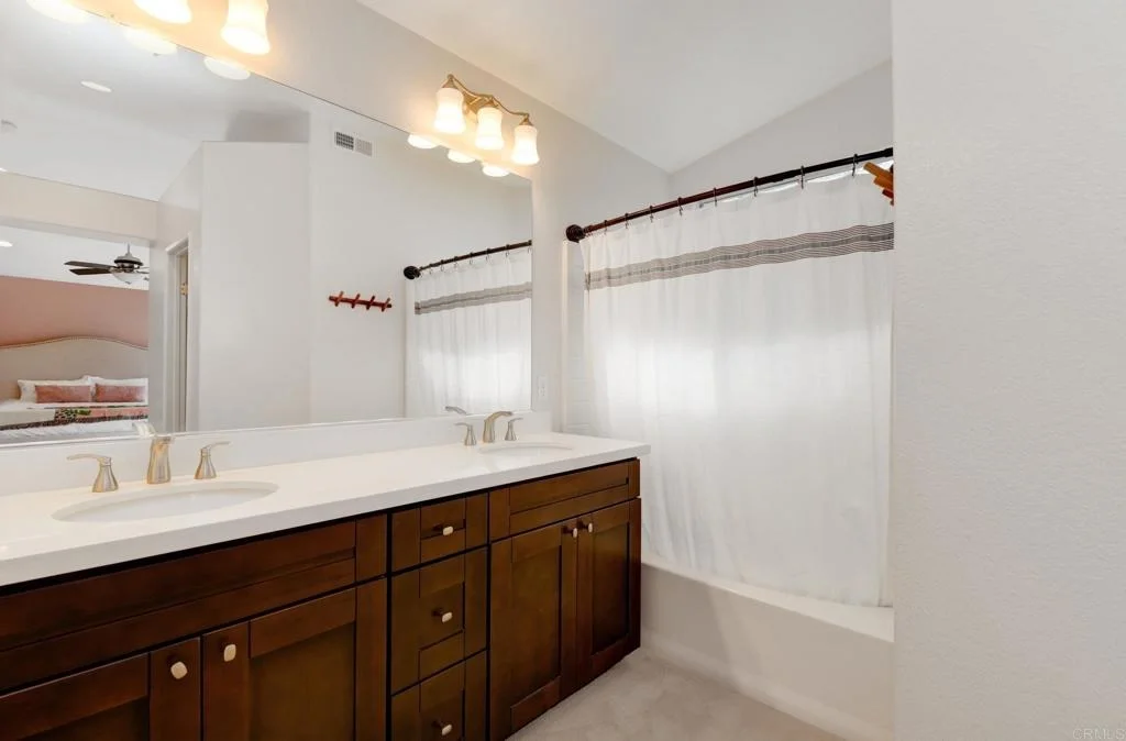 Photo of 343 River Trail Place