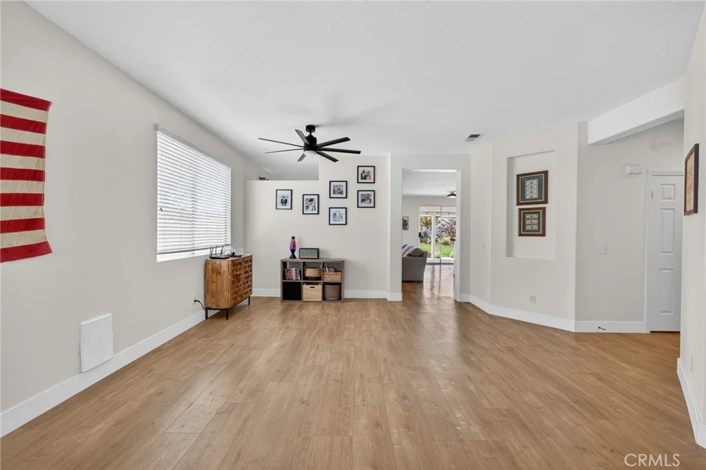 Photo of 31081 Cedar Oak Road