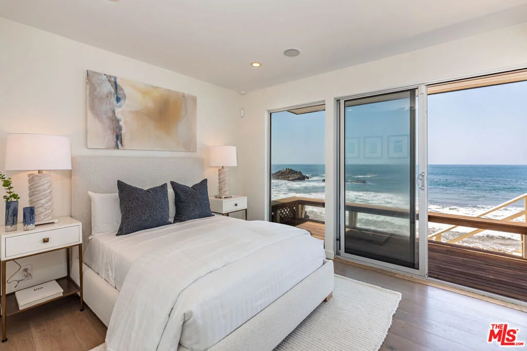 Photo of 25006 Malibu Road