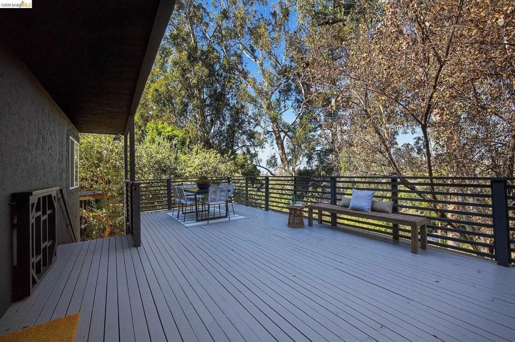 Photo of 866 Alma Place