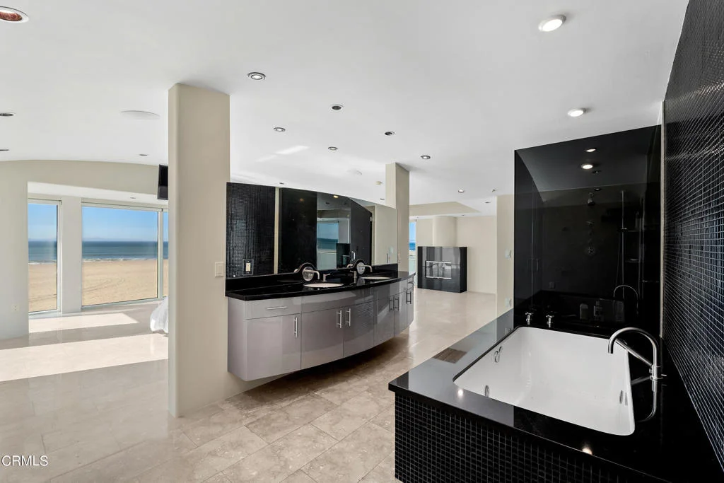 Photo of 4015 Ocean Drive