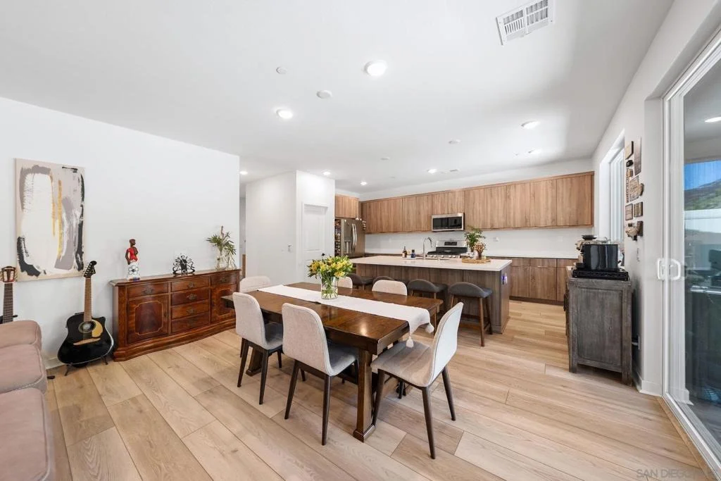 Photo of 35241 Valencia Pt