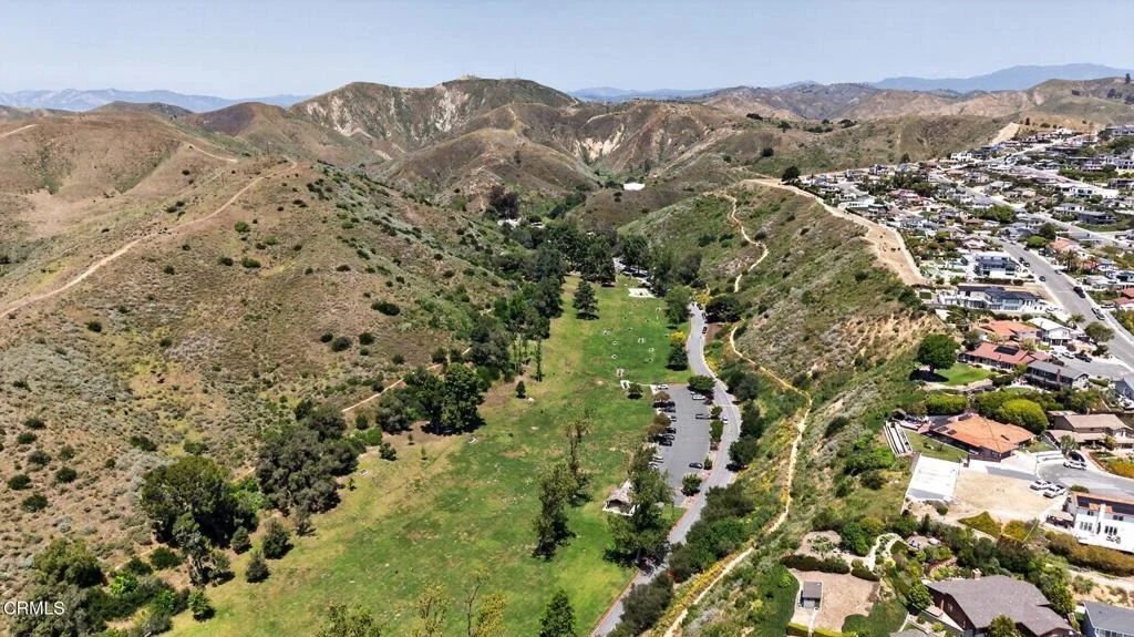 Photo of 619 Skyline Road