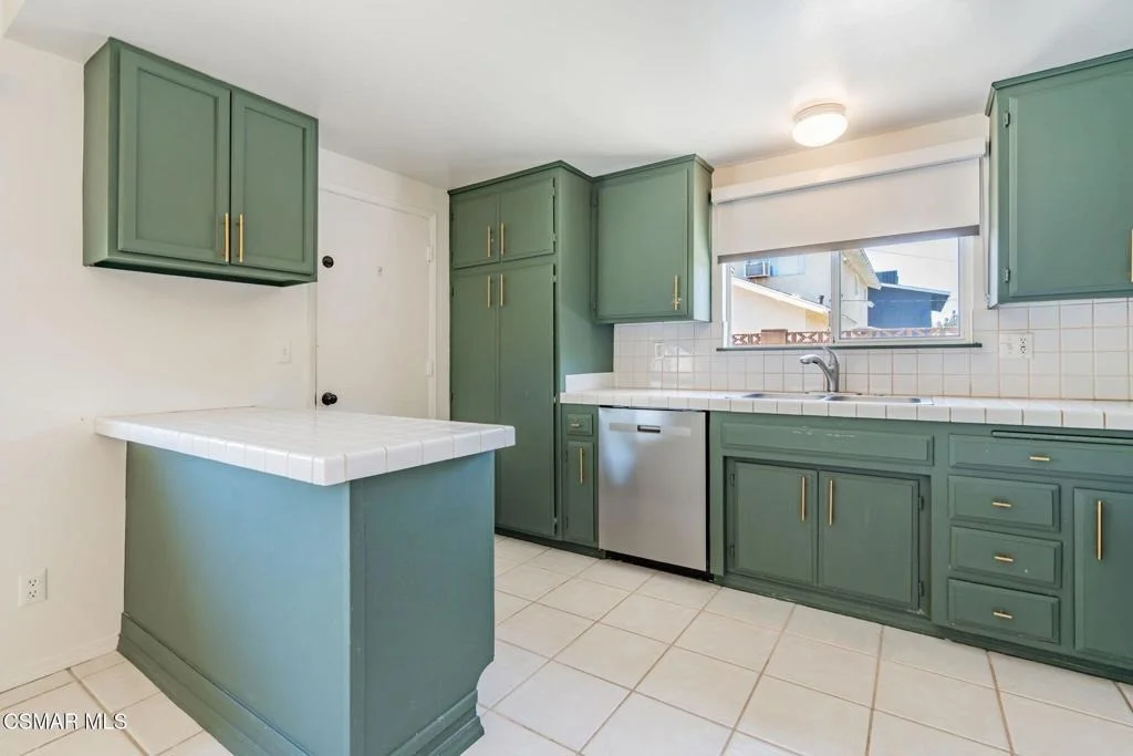Photo of 1421 Lowery Street