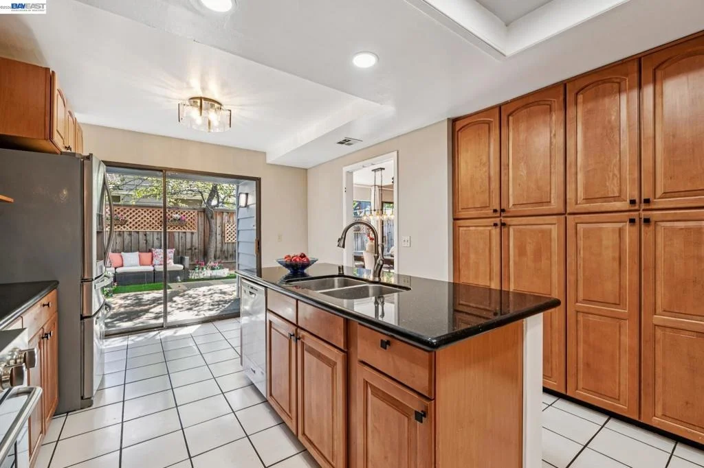 Photo of 8 Avondale Lndg