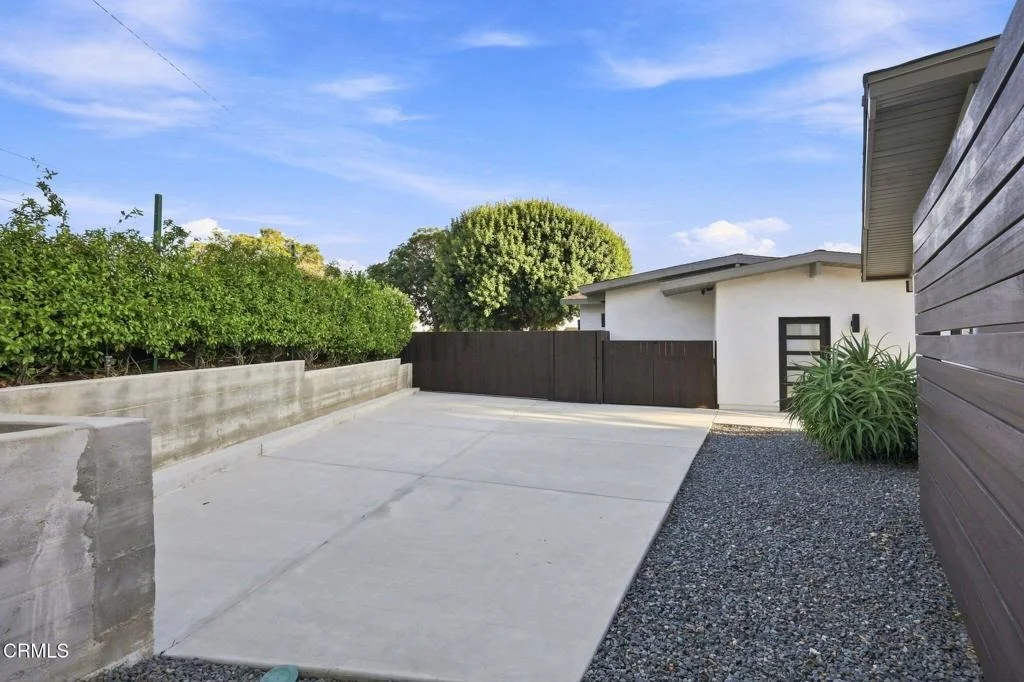 Photo of 3310 Foothill Road