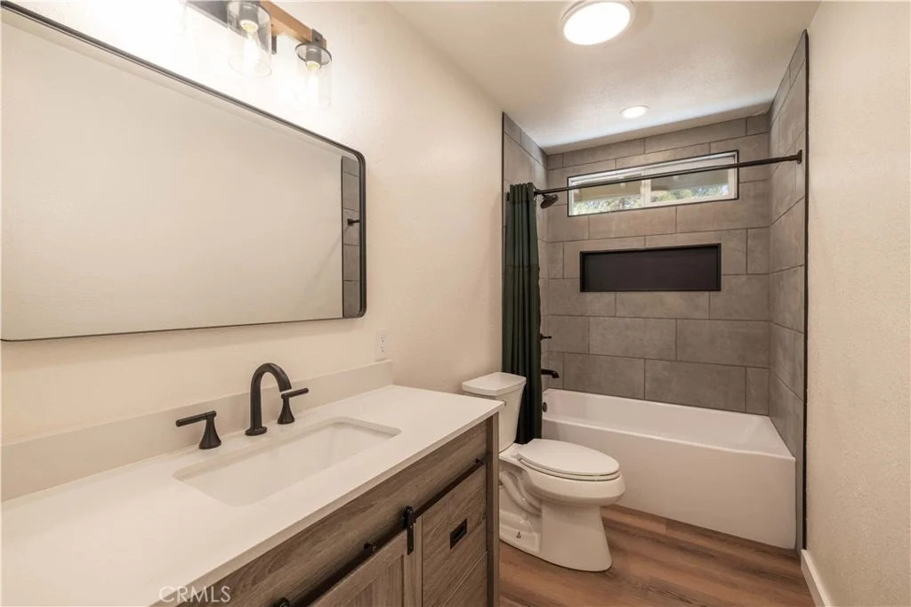 Photo of 304 Greenspot
