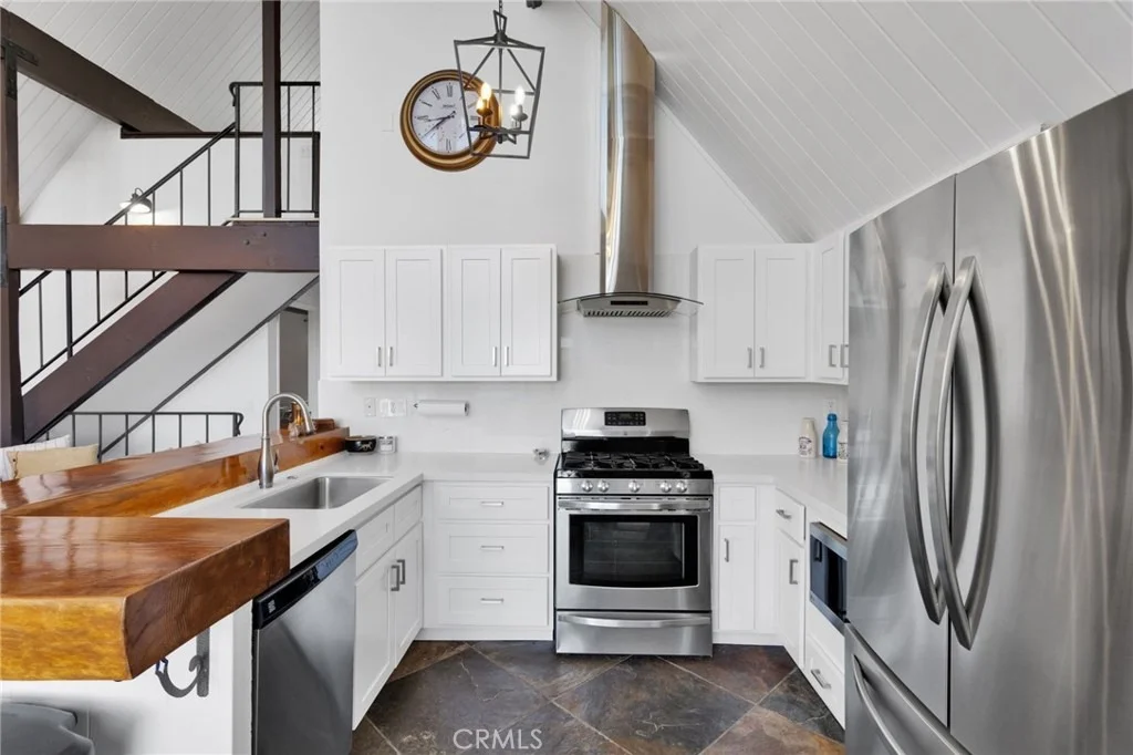 Photo of 28919 Palisades