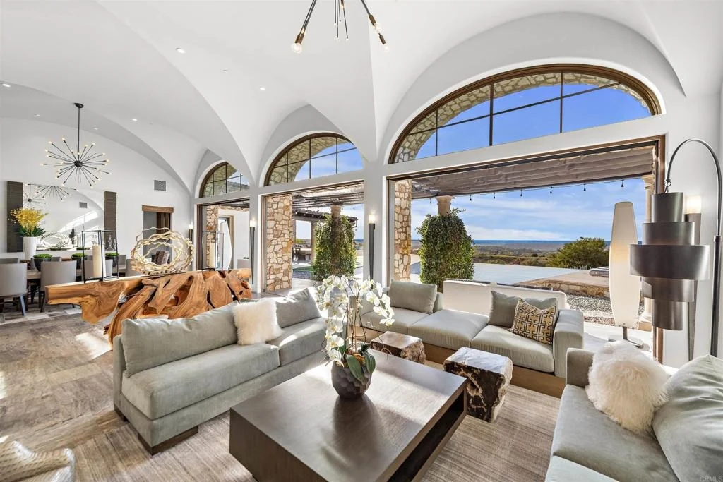 Photo of 8114 Sendero de la Pradera