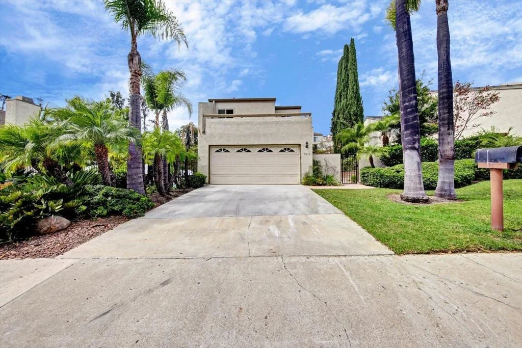 Photo of 5850 Menorca Drive