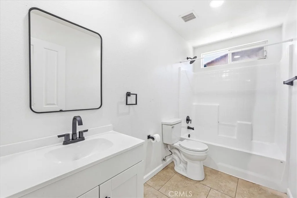 Photo of 781 Amherst