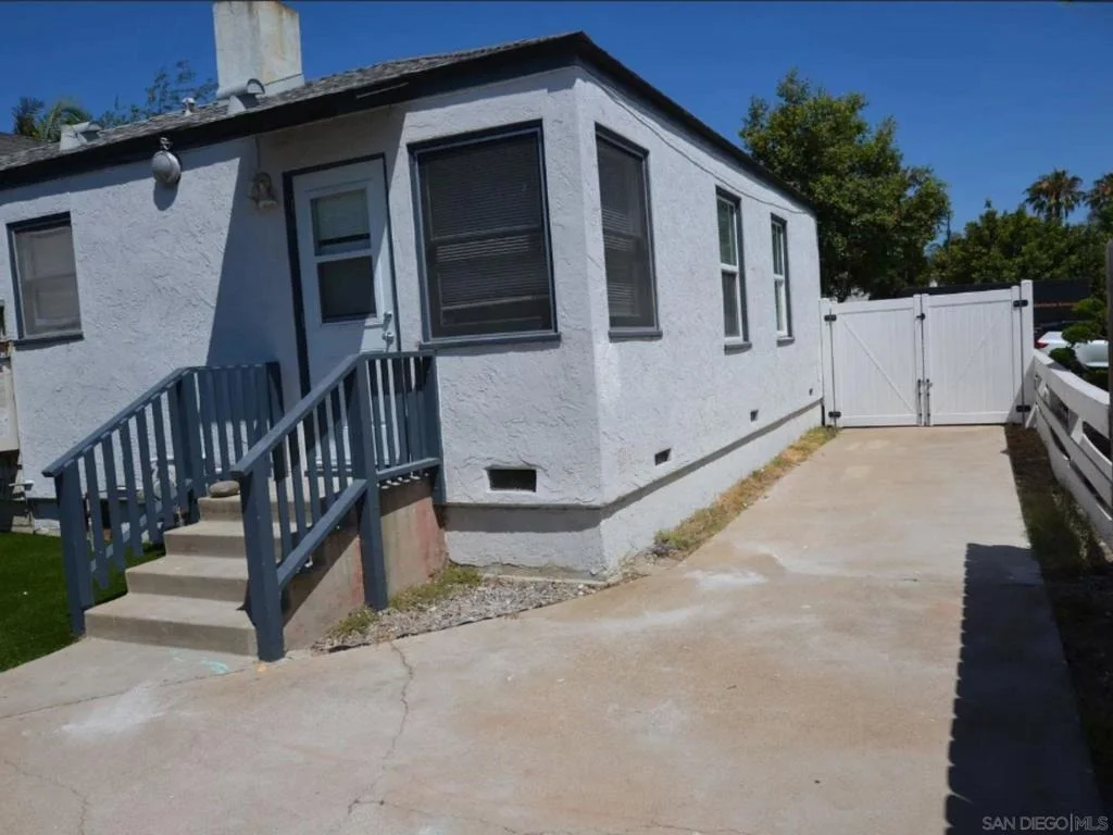 Photo of 326 H Ave