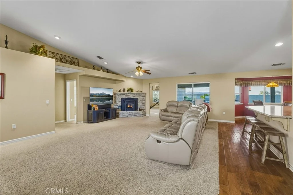 Photo of 11526 Prairie