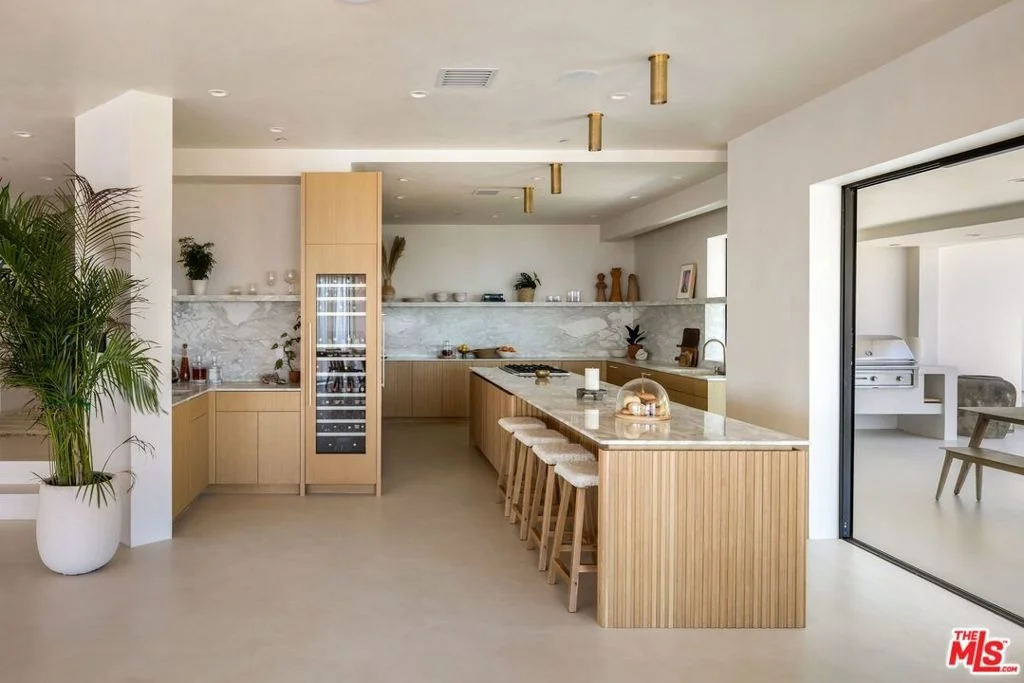 Photo of 4310 Encinal Canyon Road