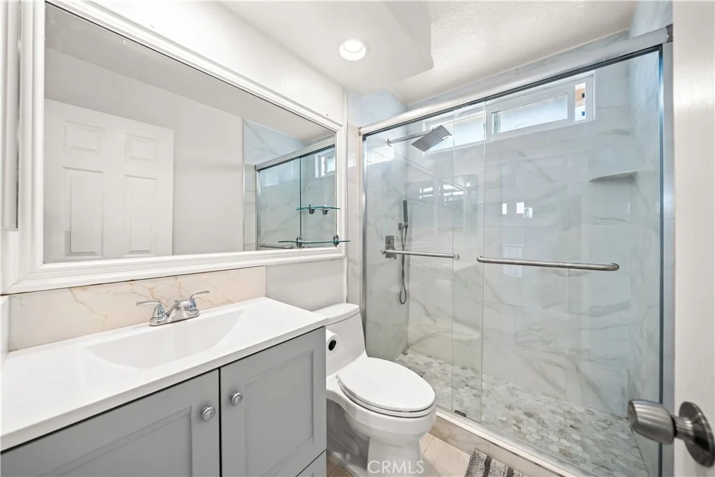 Photo of 21522 Kenmare