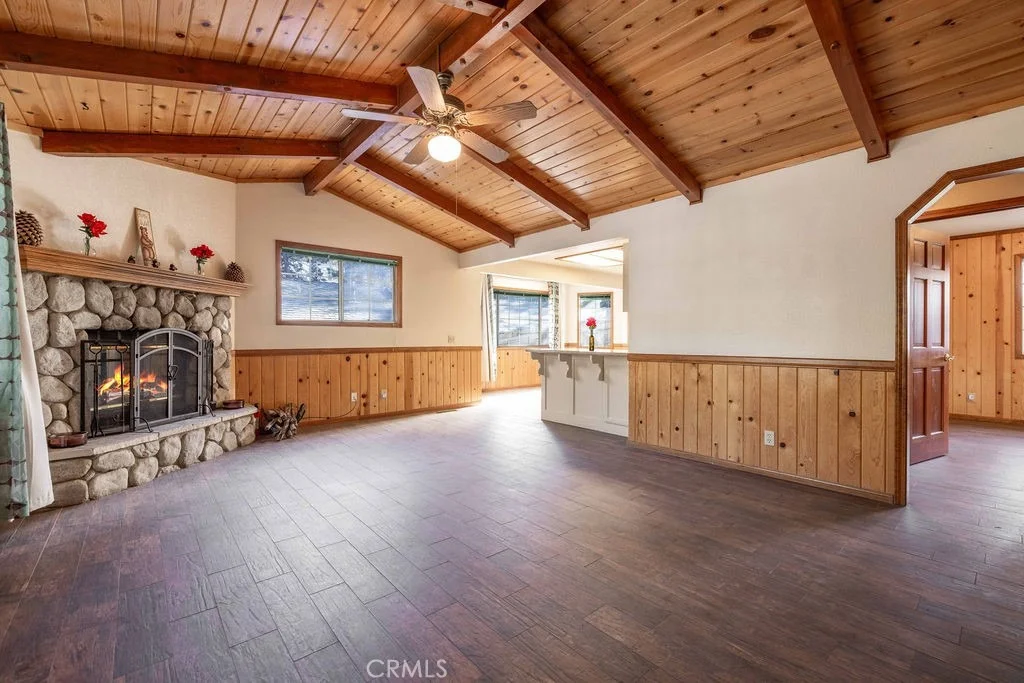 Photo of 252 Riverside