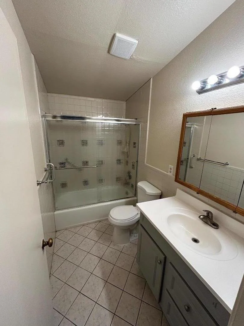 Photo of 1259 Summit Drive