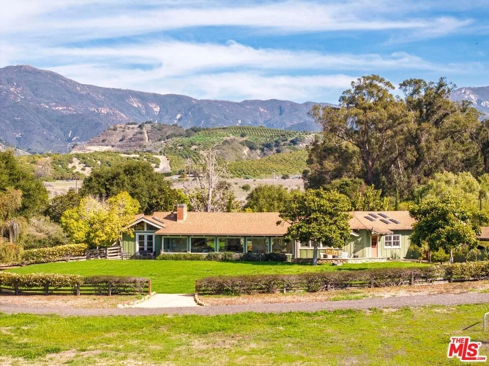 Photo of 275 La Casa Grande Circle