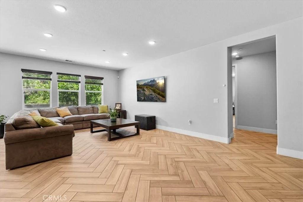 Photo of 20948 Center Street