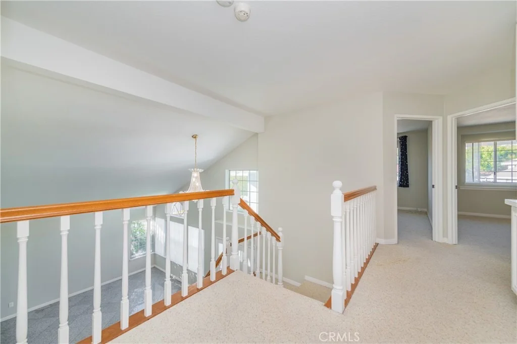 Photo of 21138 Valleyview
