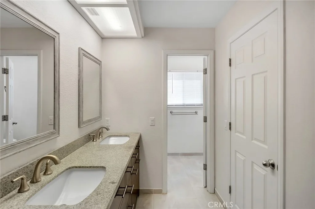 Photo of 13251 Winona