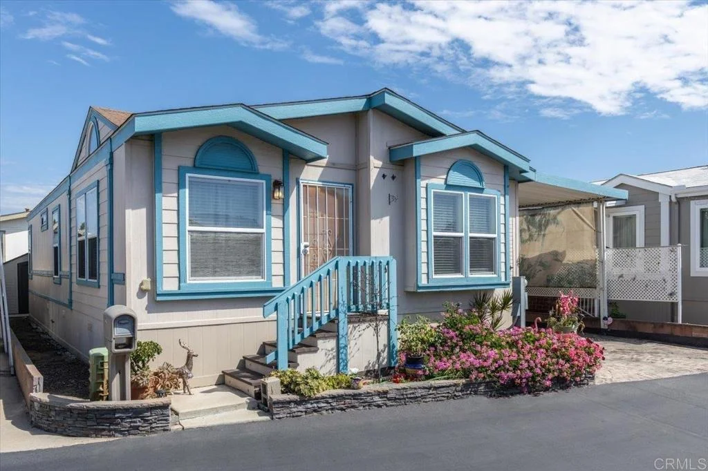 Photo of 176 Flicker Lane
