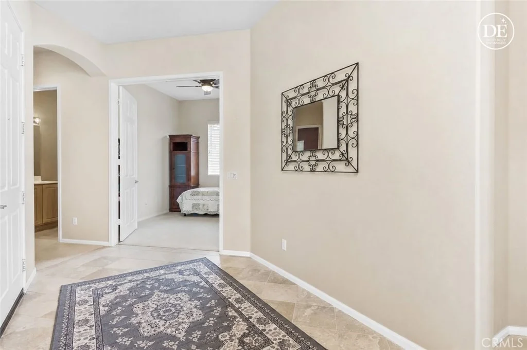 Photo of 1709 Reyes
