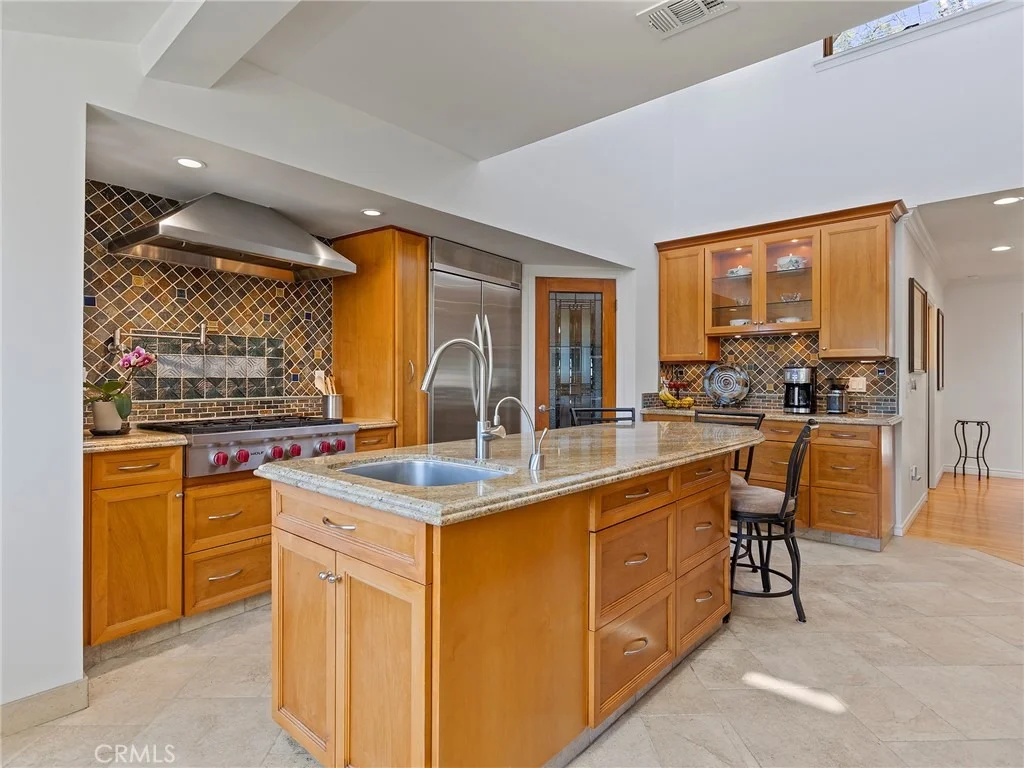 Photo of 1012 N Sunset Canyon Drive