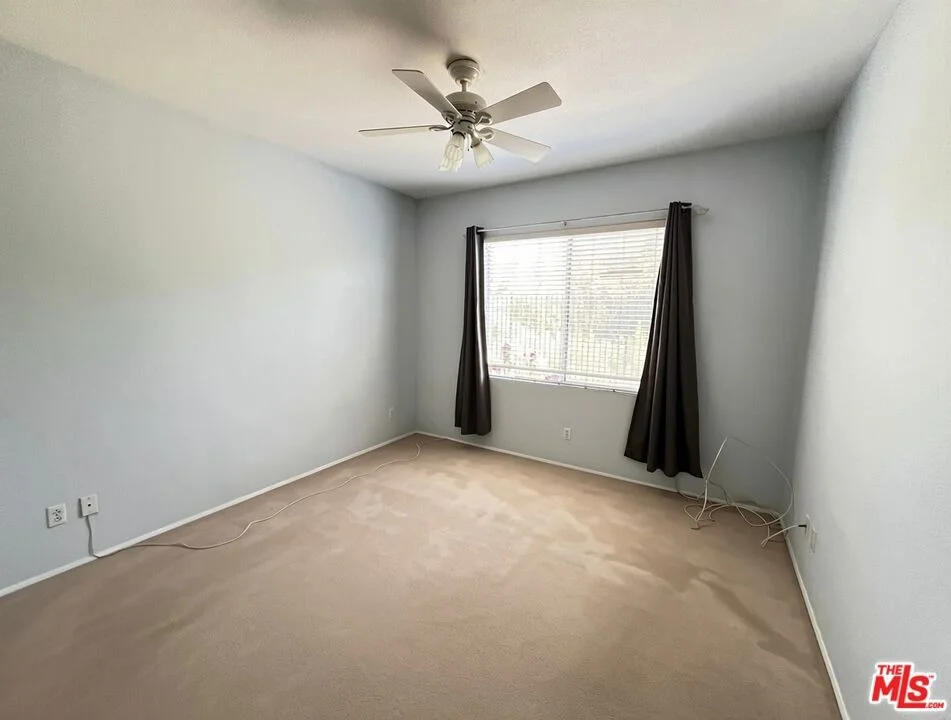 Photo of 27500 Parkside Drive